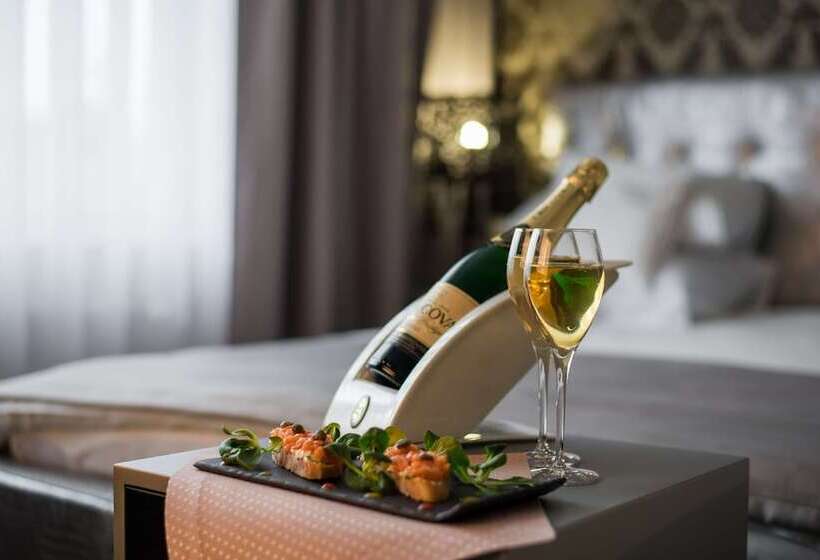 Fotos del hotel Radisson Jaipur City Center:  80