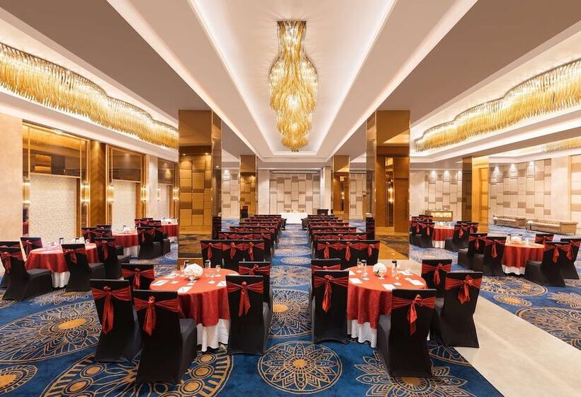 Fotos del hotel Radisson Jaipur City Center:  36