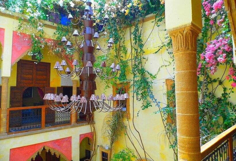 هتل Riad Marlinea