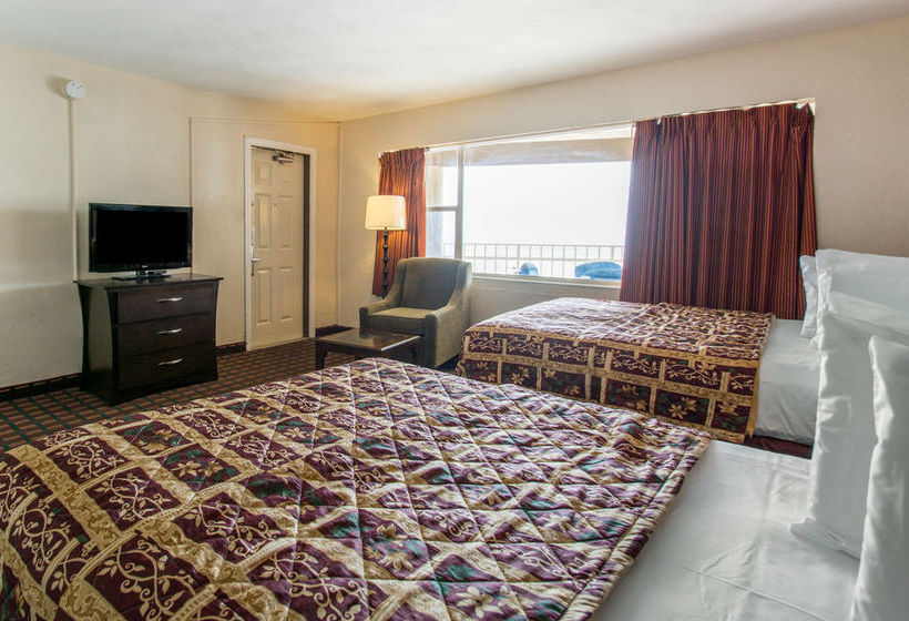 בית מלון כפרי Sunrise Inn On The Beach