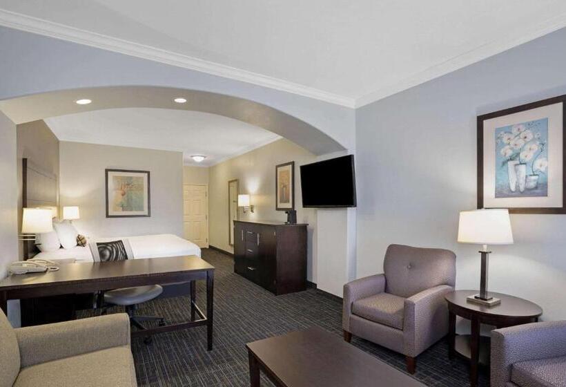 هتل Sonesta Essential Houston Westchase