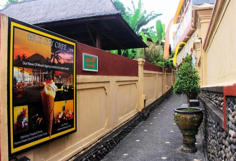 Fotos del hotel Tanah Merah Art Resort:  30