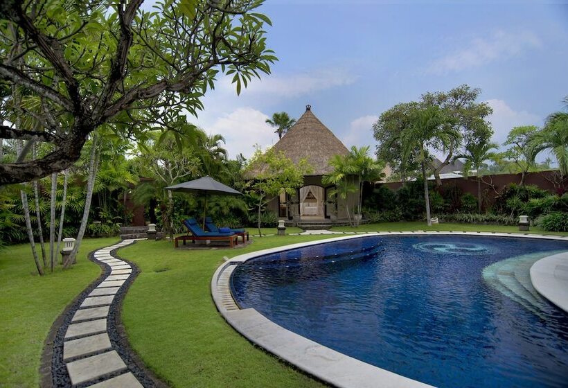 هتل The Dusun
