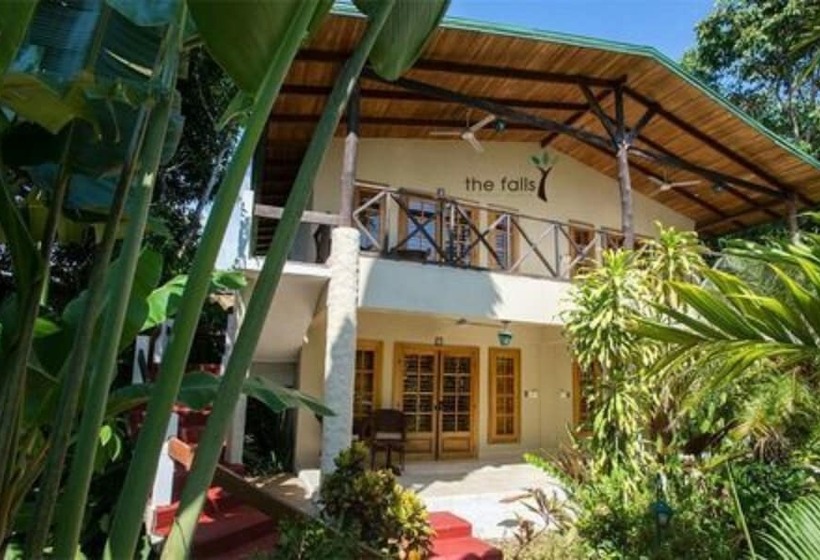 هتل The Falls Resort At Manuel Antonio  Bed And Breakfast