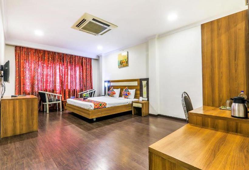 בית מלון כפרי Fab Royal Star