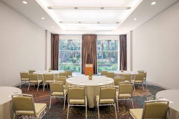 هتل The Westin Lake Mary, Orlando North