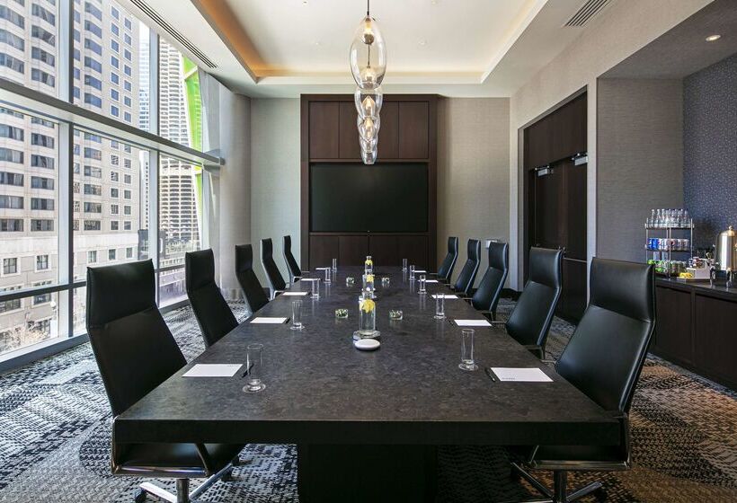 فندق Thewit Chicago  A Doubletree By Hilton