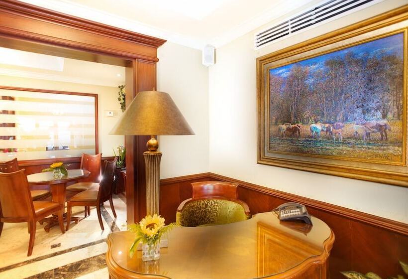 Fotos del hotel Toscana Inn:  12