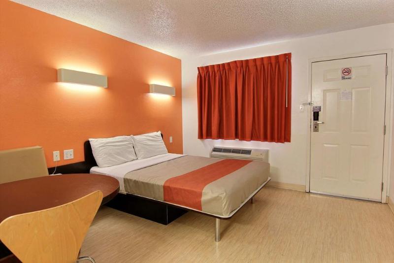 Motel 6 Austin, Tx