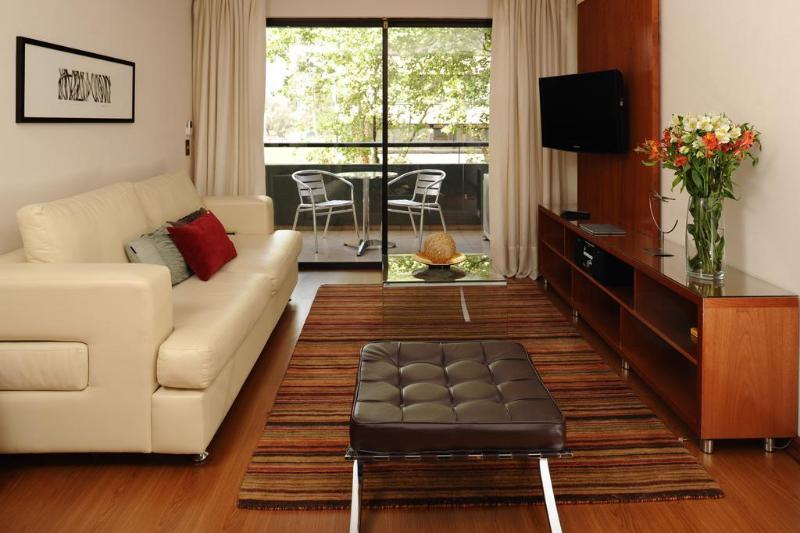 Stay Essential Apartments By Time Hotel & Apartments