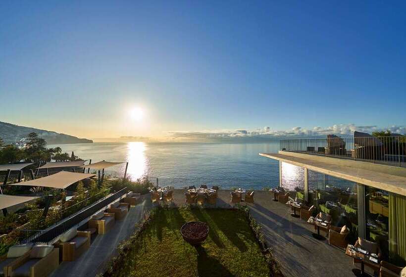 هتل Les Suites At The Cliff Bay   Portobay