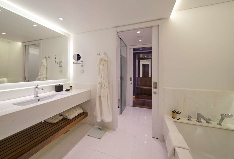 هتل Les Suites At The Cliff Bay   Portobay