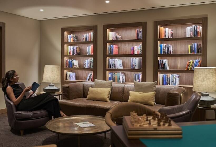 هتل Les Suites At The Cliff Bay   Portobay