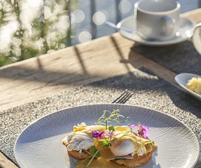 هتل Les Suites At The Cliff Bay   Portobay