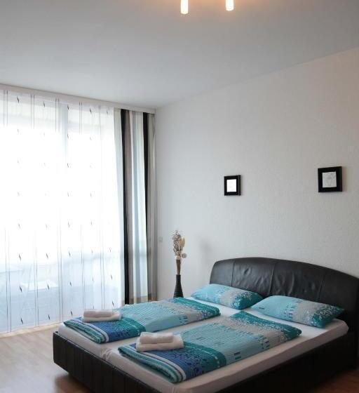 Aparthotel Vega