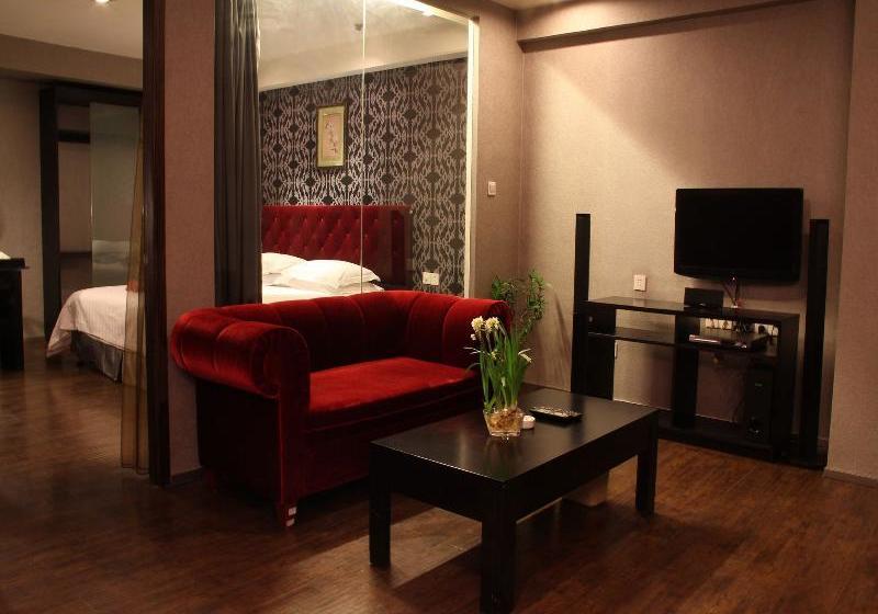 FX Hotel GuanQian