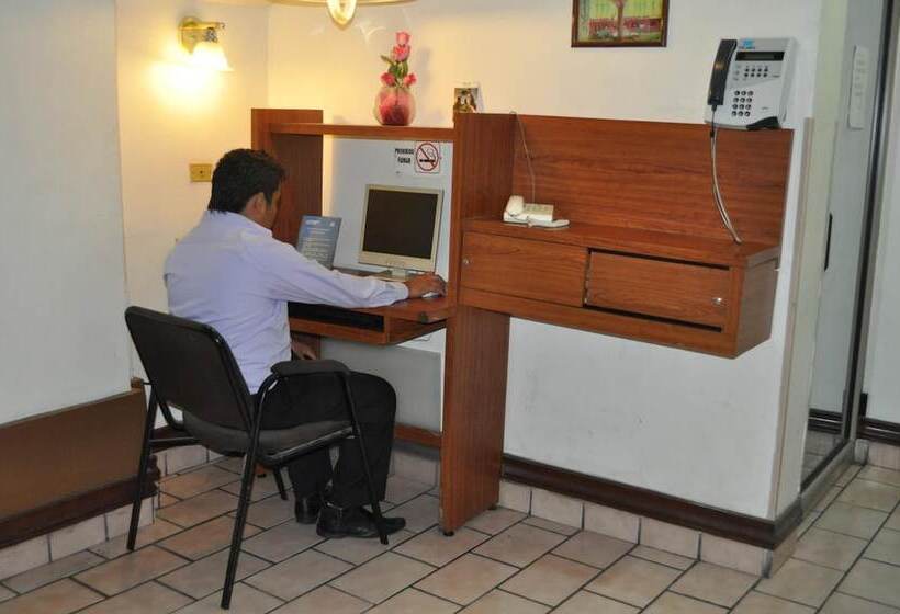 Fotos del hotel Hotel 5a Avenida:  23