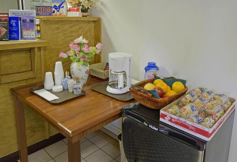 هتل Americas Best Value Inn Oxnard Port Hueneme