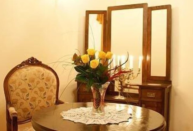 Aparthotel Camea