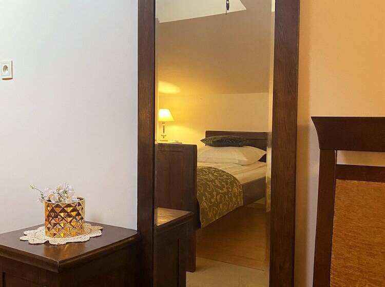 Aparthotel Camea