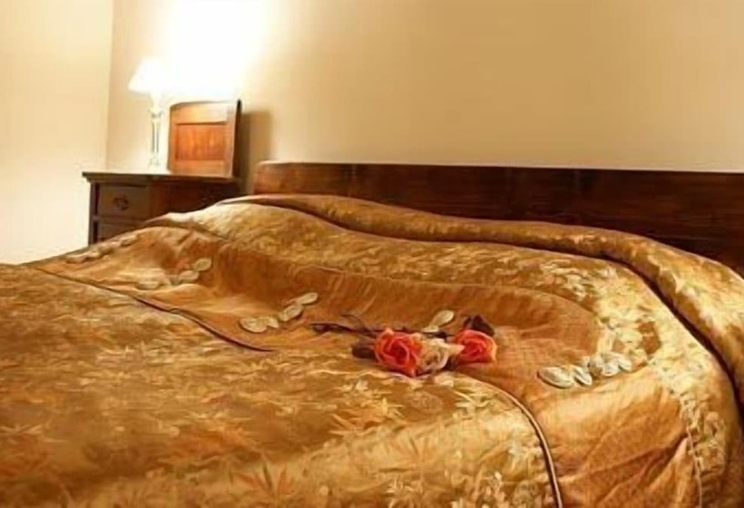 Aparthotel Camea