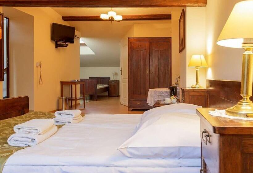 Aparthotel Camea