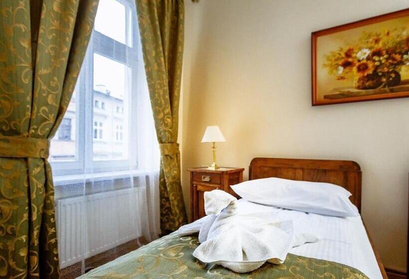 Aparthotel Camea