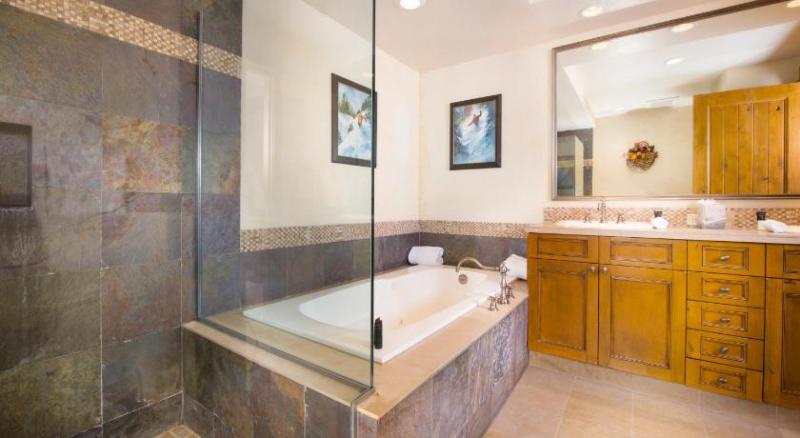 فندق Bachelor Gulch Village