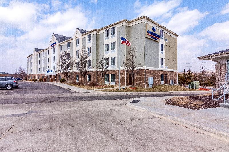 هتل Candlewood Suites Lincoln, An Ihg