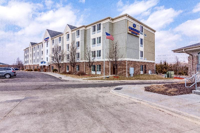 هتل Candlewood Suites Lincoln