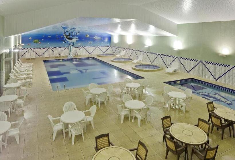 هتل Capivari Ecoresort