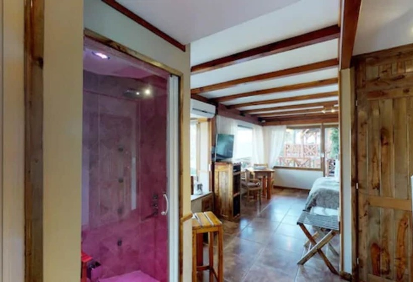 هتل Charming Luxury Lodge & Private Spa