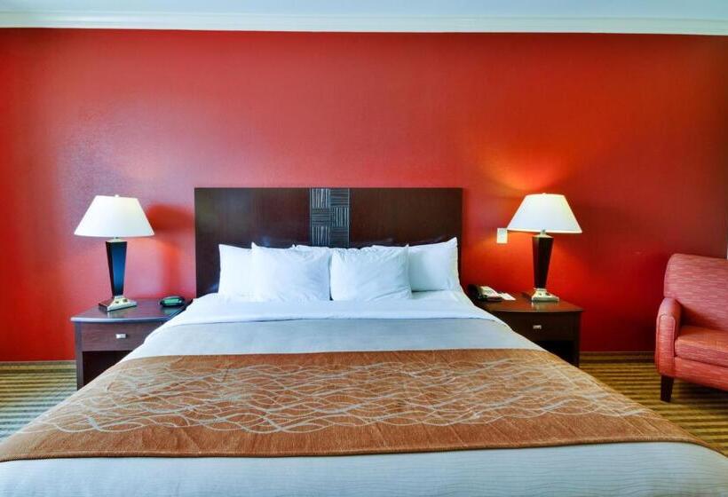 هتل Comfort Inn & Suites Fort Worth  Fossil Creek