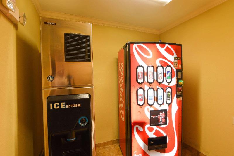 هتل Comfort Inn & Suites Fort Worth  Fossil Creek