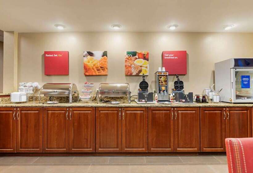 هتل Comfort Suites Grand Rapids North