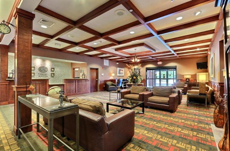 هتل Comfort Suites Grand Rapids North