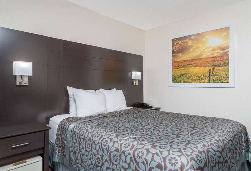 호텔 Days Inn By Wyndham Faribault
