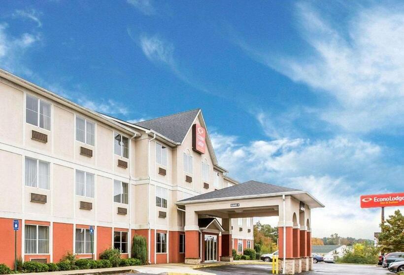 هتل Econo Lodge  Inn & Suites