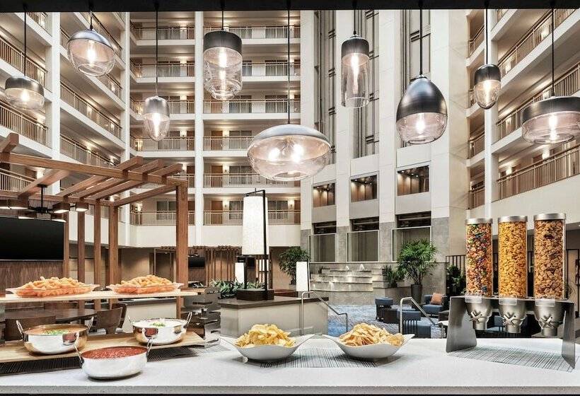 هتل Embassy Suites By Hilton Columbus Dublin