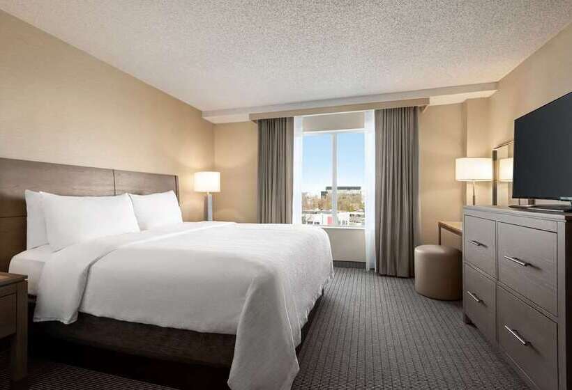 هتل Embassy Suites By Hilton Columbus Dublin
