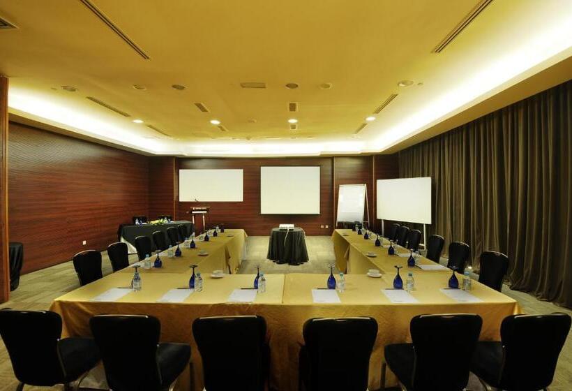 Empire Hotel Subang