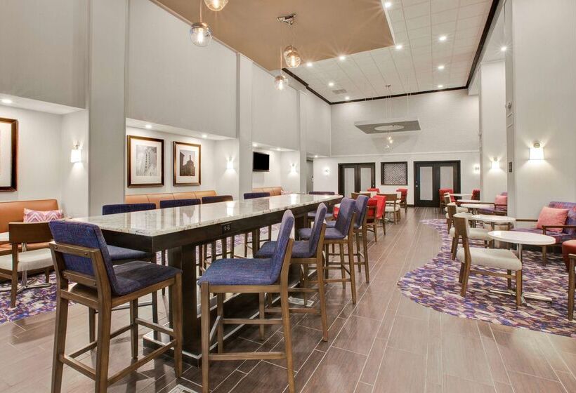 هتل Hampton Inn & Suites Flint/grand Blanc