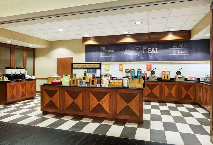 هتل Hampton Inn And Suites Indianapolis Fishers