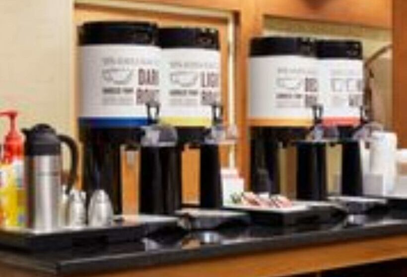 هتل Hampton Inn And Suites Indianapolis Fishers