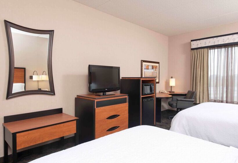 هتل Hampton Inn And Suites Indianapolis Fishers