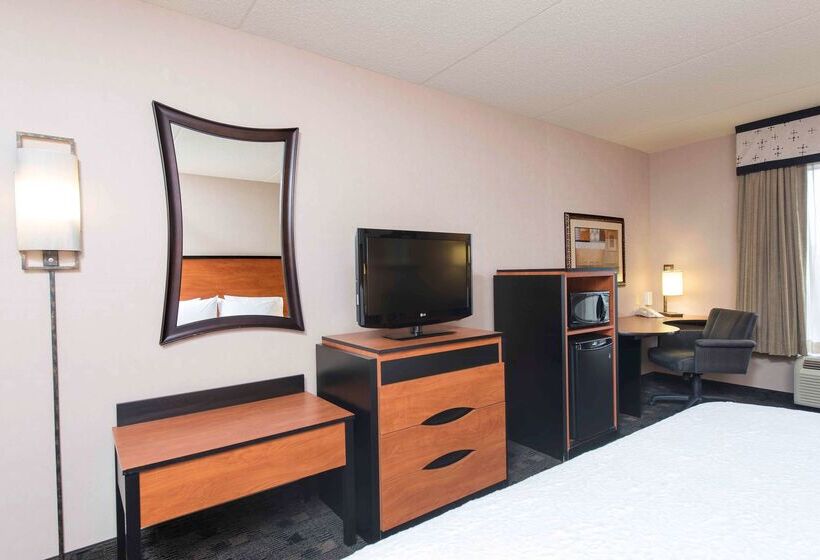 هتل Hampton Inn And Suites Indianapolis Fishers