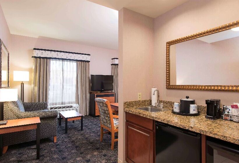 هتل Hampton Inn And Suites Indianapolis Fishers