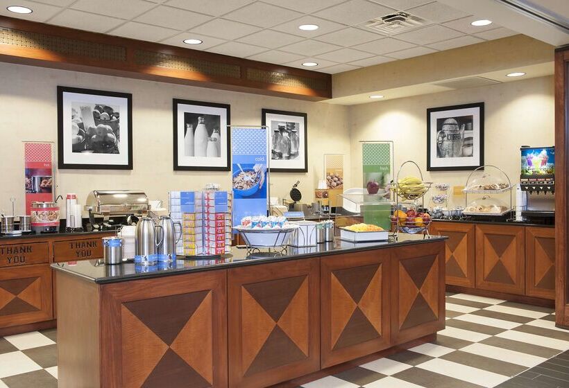 هتل Hampton Inn And Suites Indianapolis Fishers