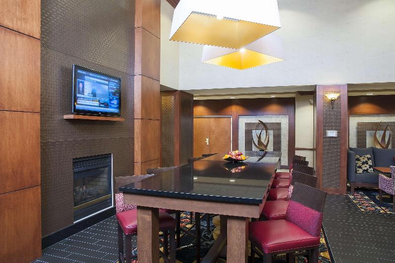 هتل Hampton Inn And Suites Indianapolis Fishers