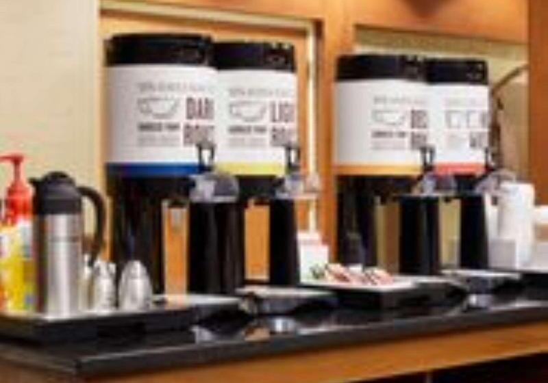 هتل Hampton Inn And Suites Indianapolis Fishers